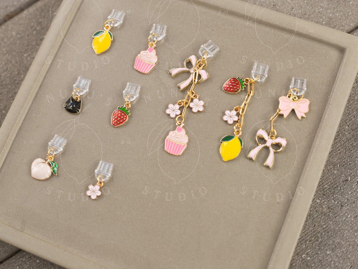 Kindle Charms, Dust Plug Charm E-reader iPhone iPad Tablets USB C Port