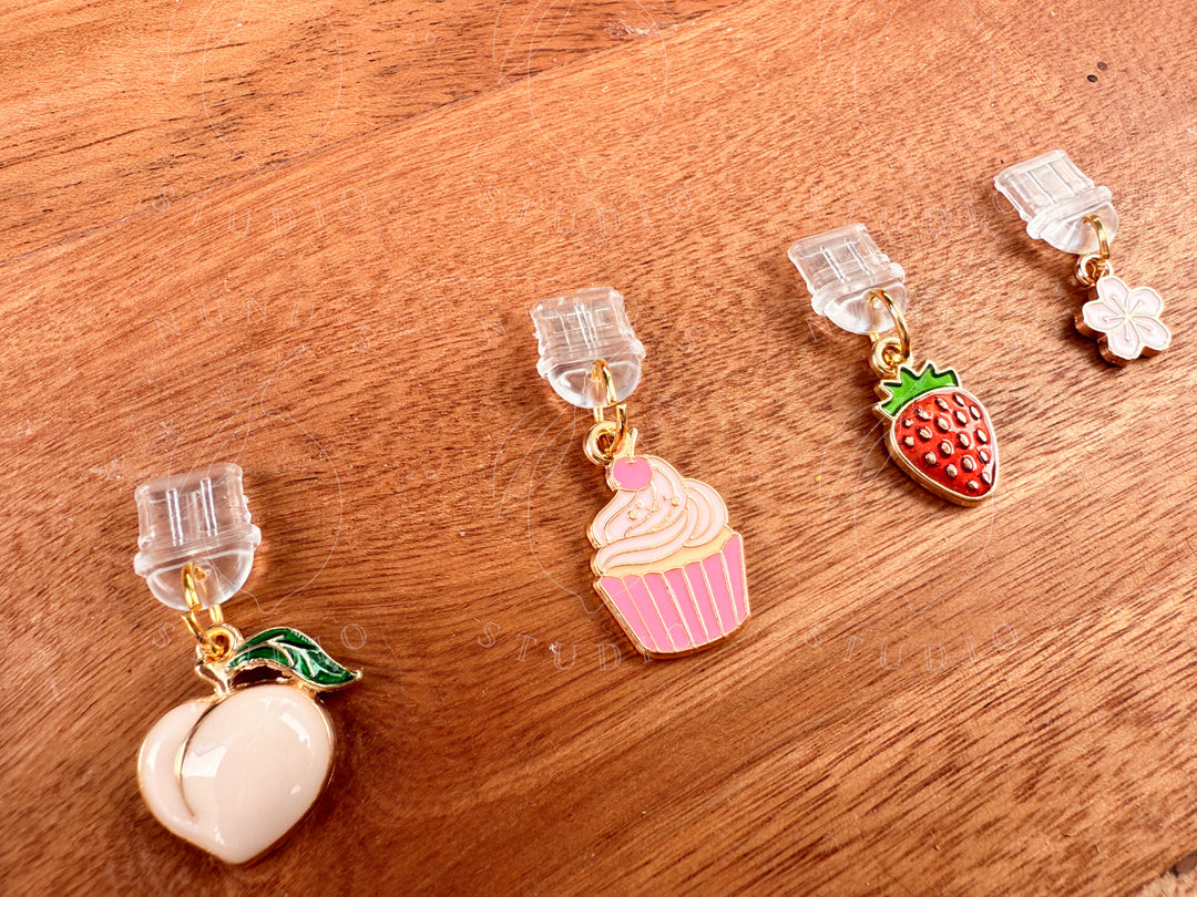 Kindle Charms, Dust Plug Charm E-reader iPhone iPad Tablets USB C Port