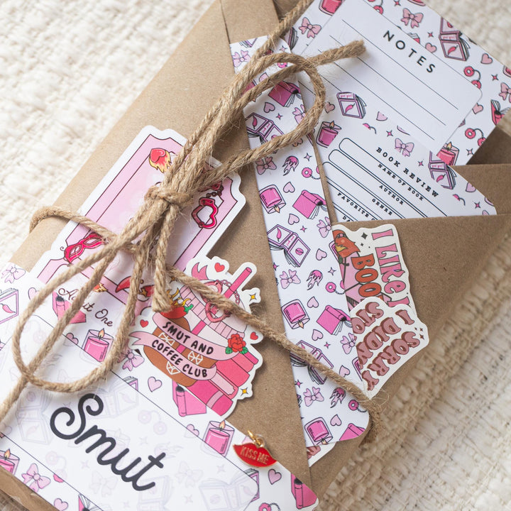 Blind Date with a Book - Red Spicy Romance Smut Theme