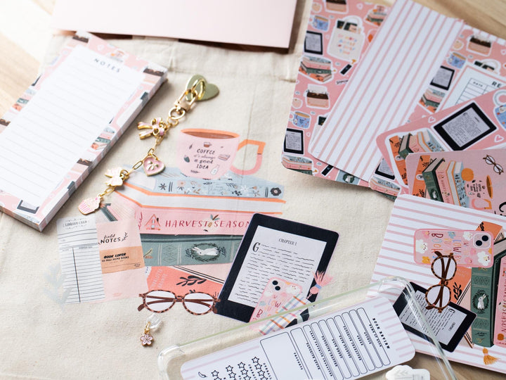 Pink Blind Date with A Kindle Box, E-reader Charms Stickers Inserts Cases Dust Plug and Notepad