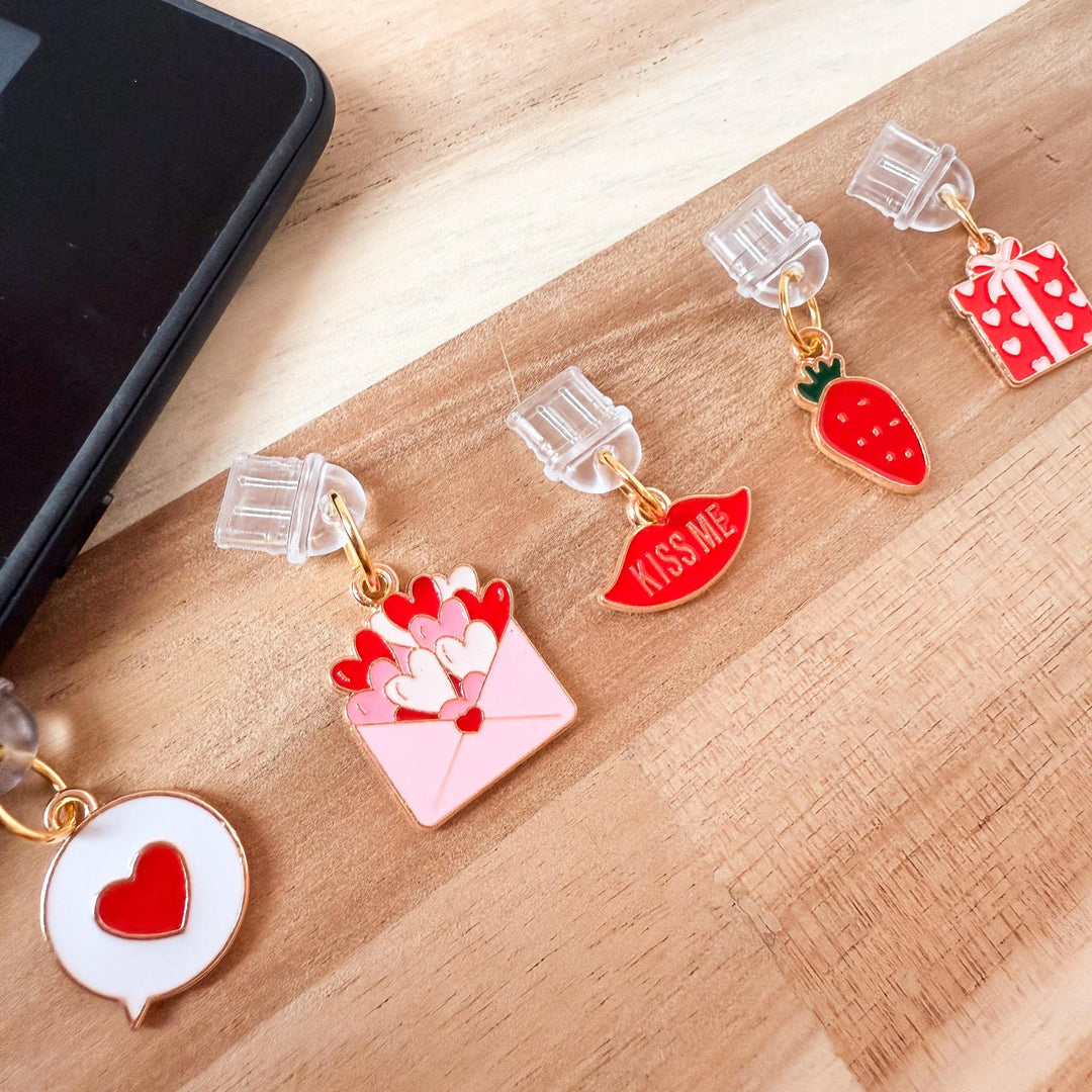 5 Piece Romantasy Kindle Charm Bundle, Dust Plug Charm for Kindle E-reader iPhone iPad, Book Lover Gift, Kindle Accessories USB C Port